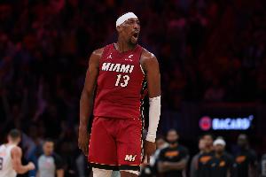 阿德巴约：刚进入联盟时 我的角色只是防守者和空接威胁 配图