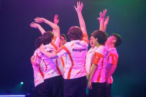 AG发长文致歉：依然存在经验和临场发挥上的差距 配图