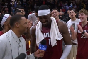 鲍威尔：自己名字与张伯伦科比比肩何感？阿德巴约：历史前三表演 配图