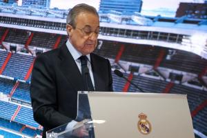 定军心!科贝电台:弗洛伦蒂诺赛前探望球队,表达对球队的支持 配图