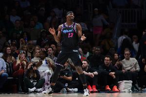 83分NBA历史第二高！皮尔斯刚睡醒：稍等下 阿德巴约得到了什么？ 配图