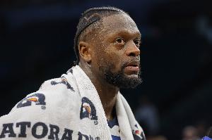 末节未上场!兰德尔三节出战26分钟 11中5&三分5中1拿到14分7板 配图