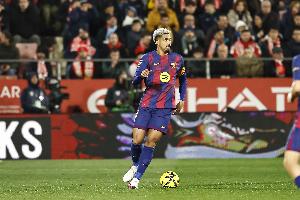 记者：埃里克·加西亚腿筋不适将缺战纽卡，阿劳霍首发踢右后卫 配图