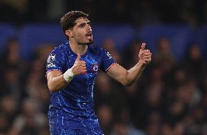 内托为推球童道歉：我立刻道歉并将球衣送他，大概说了35次对不起 配图