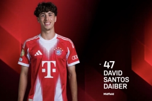 德天空:孔帕尼很欣赏19岁中场戴伯尔,球员本赛季随一线队训练 配图