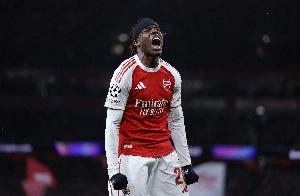 马杜埃凯谈造点:本能告诉我应该冲过去 那肯定是个点球 配图