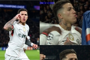 贡献传射！恩佐进球之后手指世俱杯金标庆祝 配图