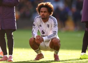 跟队：齐尔克泽考虑今夏离队，转会费能抵曼联买左边锋的部分成本 配图