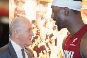 莱利to阿德巴约：要是我 70分的时候就会换下你！但你做到了 干！ 配图