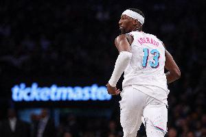 帕森斯：得分手们意识到了得分纪录并非遥不可及 定会全力追逐它 配图