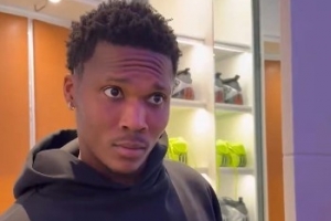 马瑟林：我都不知道我们得了153分 全队都很出色 尤其是小卡 配图