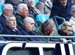 TA：曼联频繁使用循环信贷额度总额4亿镑，长期债务仍为6.5亿美元 配图