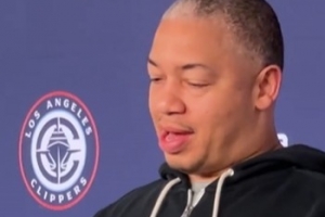 卢谈阿德巴约83分:为他高兴 在美国队曾执教过他 他是个很棒的人 配图