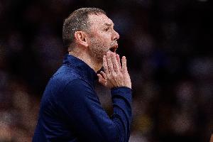 掘金本赛季关键球战绩16胜17负!阿德尔曼:必须减少失误 配图