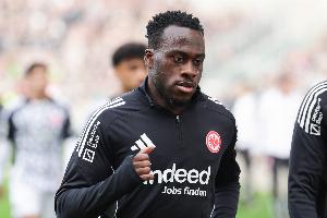 图片报：法兰克福欲买断卡利穆恩多，计划出售布朗和柯林斯 配图