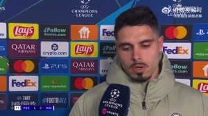 说了35次对不起！内托：已向被推搡的球童道歉，并把球衣送给了他 配图