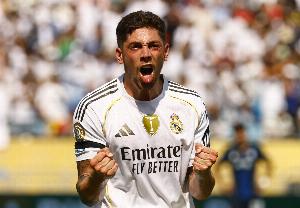 巴尔韦德:向前推进是教练对我的要求 次回合要像0-0一样全力以赴 配图