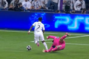 救赎！维尼修斯过掉多纳鲁马造点，跳步罚点被扑 配图