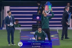 皇马、曼城均半场换人:赖因德斯换萨维尼奥,弗兰·加西亚换门迪 配图