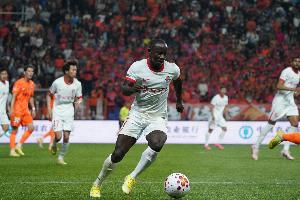 直播吧:叶博亚周末可代表海牛出战中超,尚未收到FIFA的追罚通知 配图