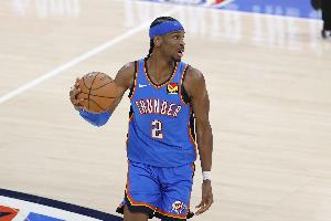 张伯伦连续126场20+战绩66胜60负 亚历山大是103胜24负 配图