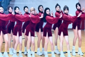 大长腿！天津男篮主场啦啦队晒舞蹈表演视频：又见面啦 配图