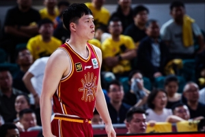 犯规爆发力!山西后卫陈彭宇迪本场仅出战6分46秒便5犯罚下 配图