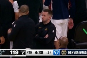 打回来了！贾马尔·穆雷三分率队反超 掘金最多落后马刺20分 配图