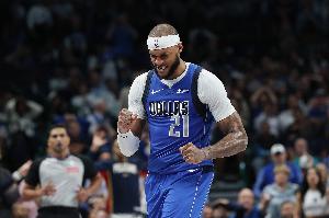 翻江倒海！加福德12中9超高效拿下22分14板 6前场板 配图