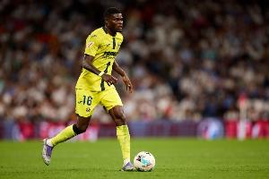 托马斯今日出庭：新增第4名指控者，总计7项强奸罪和1项性侵犯罪 配图