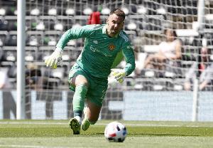 拉门斯:希顿对我帮助很大,他经常说我让他想起年轻时的自己 配图