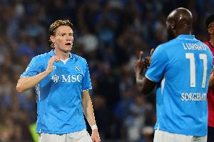 那不勒斯总监:小麦不想走也没收到报价 人为因素让VAR变得主观化 配图