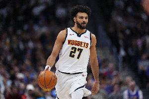 末节16分主导逆转!贾马尔·穆雷21中11轰下39分7助 罚球15中15 配图