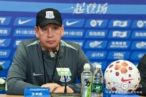 斯卢茨基：我们必须竭尽全力，展现百分百的实力 配图