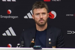 卡里克:芒特已经回归球队阵容 马奎尔重新证明了自己的实力 配图