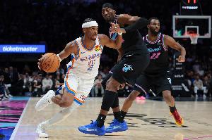 最近流行破历史纪录?阿德巴约前天83分 SGA今日连续20+破历史 配图