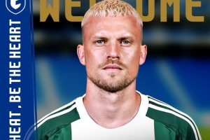 官方:大阪钢巴官宣签下32岁前德国国脚后卫菲利普·马克斯 配图