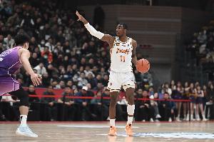 无奈空砍!迪亚洛出战29分钟17中8得25分10篮板4助攻2抢断1盖帽 配图