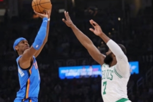 亚历山大vs杰伦;卢卡的51分 配图