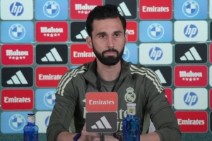 阿韦洛亚：相信姆巴佩会出征曼城 我不会被外界赞誉冲昏头脑 配图