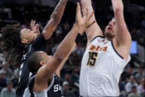 没文班,马刺终究收不了约基奇 配图