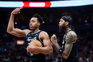 难得啊！猛龙今日击败太阳 结束了对胜率超5成球队的9连败 配图