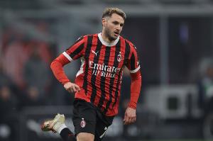 米体：希门尼斯伤愈复出受到全队欢迎，他相信自己能继续留在米兰 配图