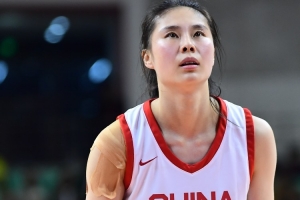 王思雨：中国女篮还缺少磨合 希望球迷多给时间与包容 配图