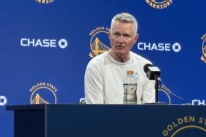 科尔：尊重继续冲击纪录的决定 克莱14个三分时最后一球也曾3连铁 配图