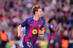 记者报道巴萨训练：孔德、巴尔德、克里斯滕森和德容缺席训练 配图