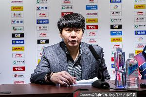 邱彪:这是团队的胜利 与青岛的德比是季后赛强度 篮板是取胜关键 配图