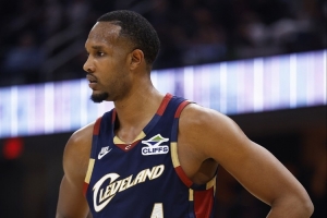 命中率61.8%！阿特金森：莫布里还需要提高罚球 那是最后一块拼图 配图