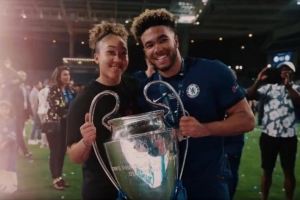 官方：詹姆斯的妹妹与切尔西续约，新合同有效期至2030年 配图