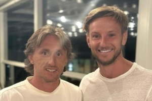 拉基蒂奇：莫德里奇身体状态还像个小伙子，至少能再踢两三个赛季 配图